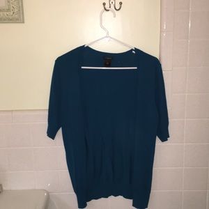 ANN TAYLOR SWEATER COVER